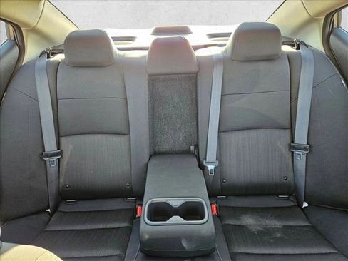 Used 2024 Nissan Altima 2.5 SV image 16