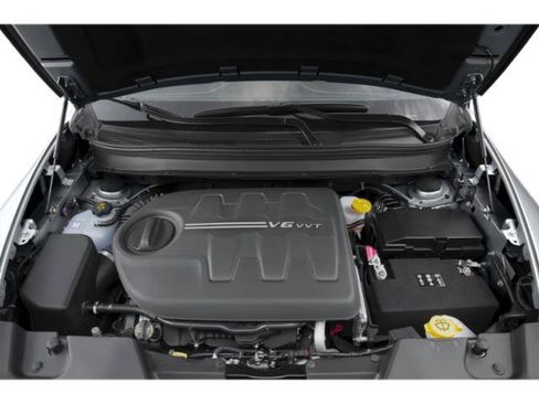 Used 2015 Jeep Cherokee Latitude FWD image 16