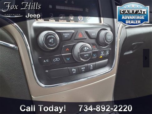 Used 2014 Jeep Grand Cherokee Limited image 23