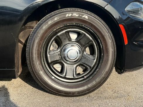 Used 2019 Dodge Charger Police w/ Street Appearance Group RWD image 40
