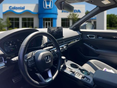 Used 2025 Honda Civic Sport Touring image 14
