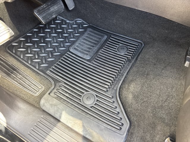 Used 2014 Chevrolet Silverado 1500 LTZ AWD/4WD image 18