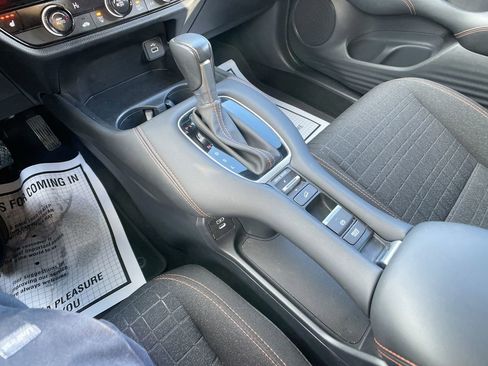 Certified 2024 Honda HR-V Sport image 19