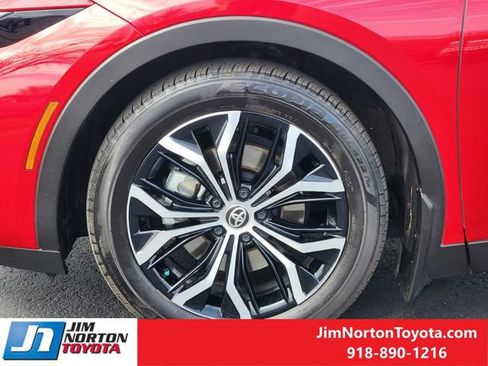 Used 2024 Toyota Crown Limited image 14