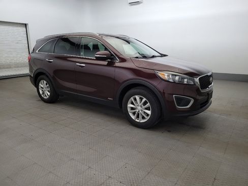 Used 2017 Kia Sorento AWD w/ LX Convenience Package image 11