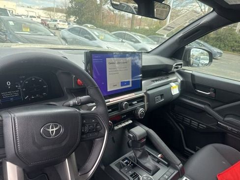 New 2026 Toyota Tacoma TRD Off-Road AWD/4WD image 15
