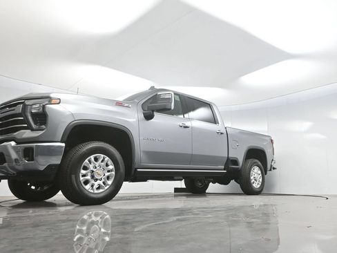 New 2026 Chevrolet Silverado 2500 LTZ w/ LTZ Premium Package AWD/4WD image 75