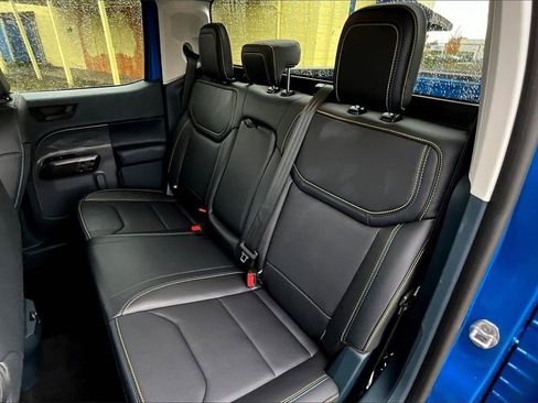 Used 2025 Ford Maverick Lobo image 22