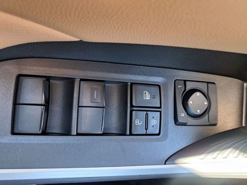 New 2025 Toyota RAV4 LE image 17