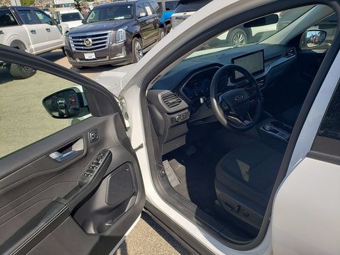 Certified 2023 Ford Escape Active w/ Tech Pack #2 FWD image 9