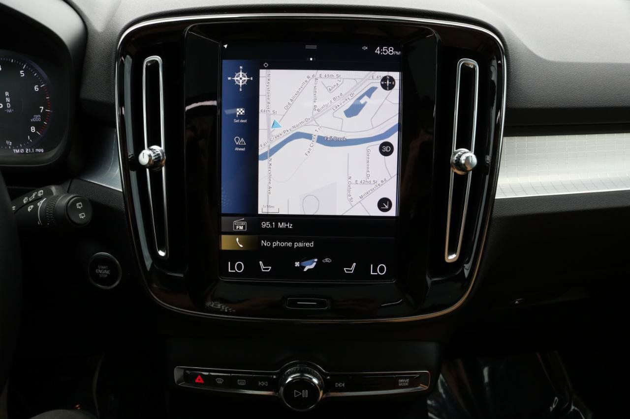 Used 2019 Volvo XC40 T5 Momentum AWD/4WD image 33