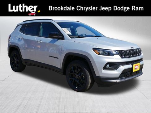New 2026 Jeep Compass Latitude AWD/4WD image 1