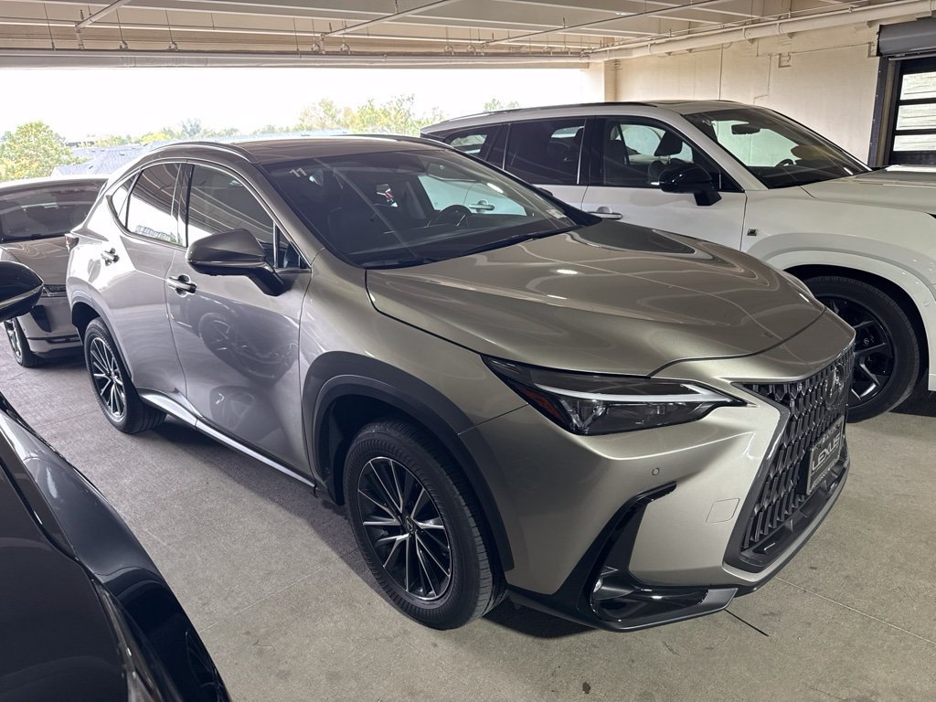 Used 2025 Lexus NX 350 AWD w/ Premium Package image 2