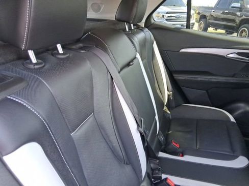 Used 2025 Buick Envision Sport Touring AWD/4WD image 11