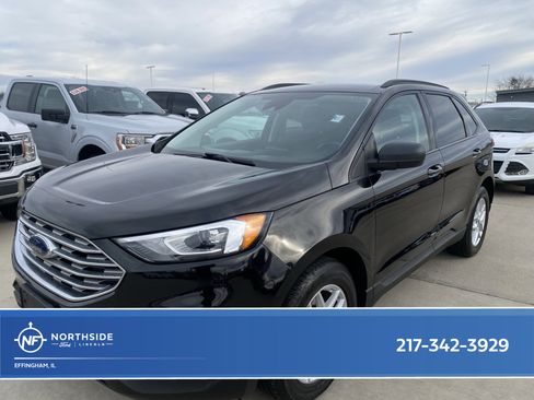 Used 2021 Ford Edge SE image 1