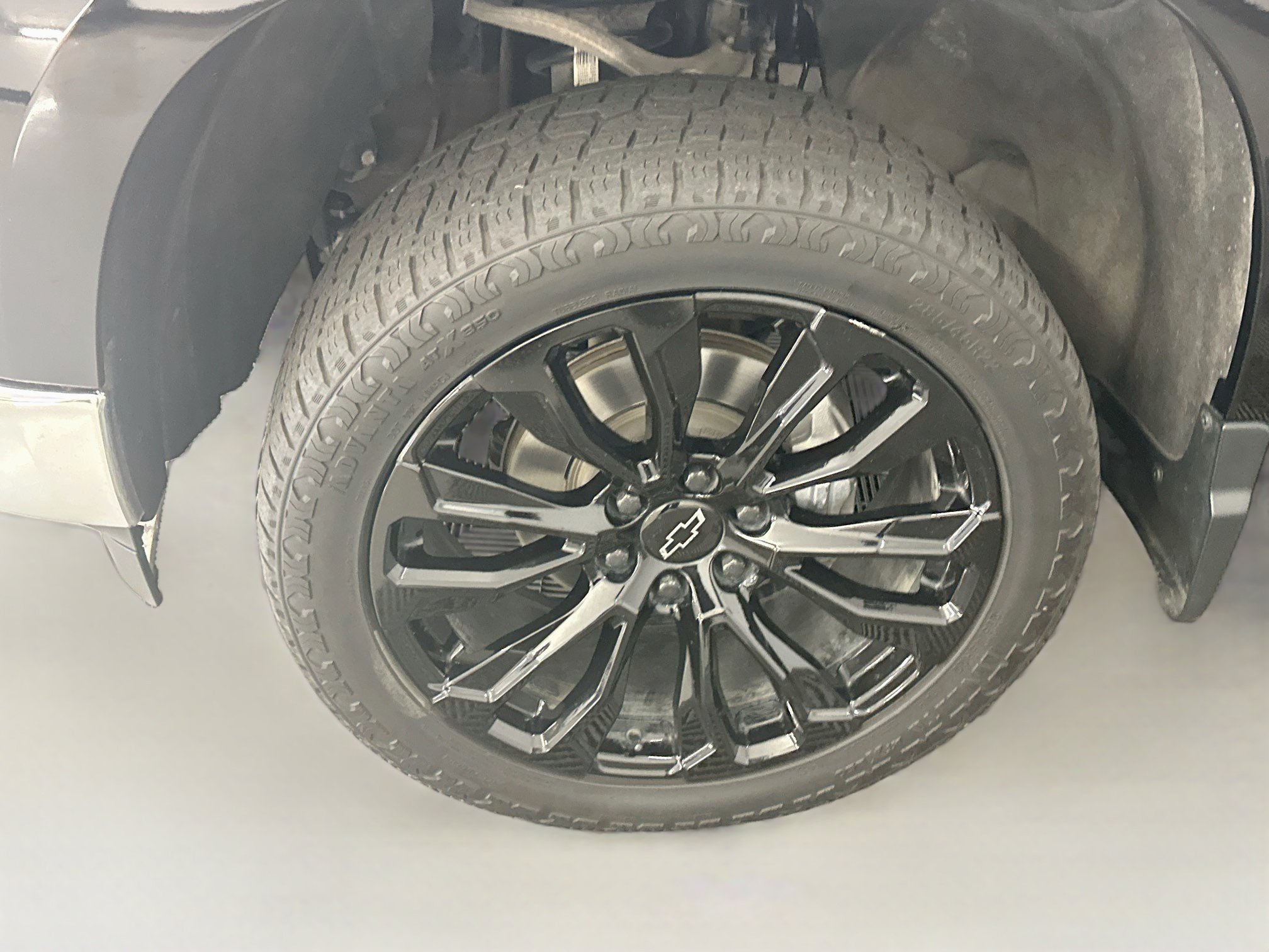 Used 2023 Chevrolet Silverado 1500 LTZ AWD/4WD image 11