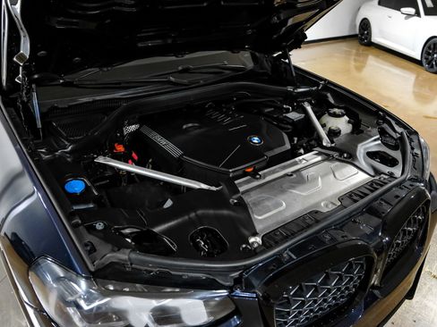 Used 2023 BMW X4 xDrive30i w/ M Sport Package image 54