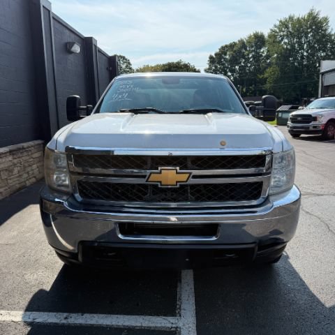 Used 2013 Chevrolet Silverado 3500 W/T w/ Skid Plate Package AWD/4WD image 12