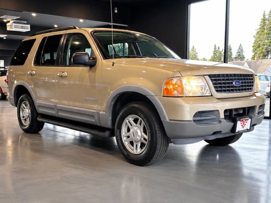 Used 2002 Ford Explorer XLT AWD/4WD image 1