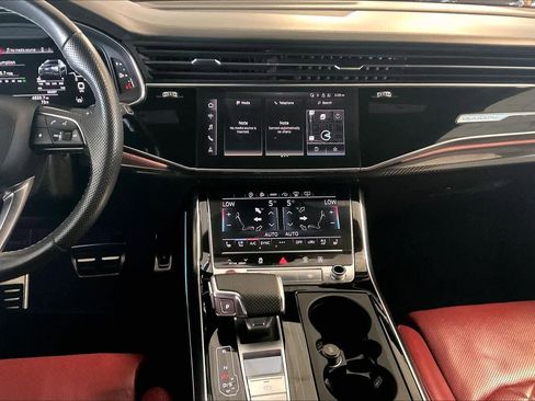 Used 2021 Audi SQ8 Prestige w/ Prestige Package AWD/4WD image 6