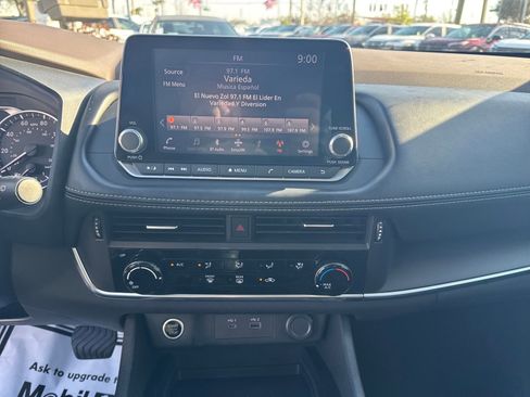 Certified 2021 Nissan Rogue S image 16