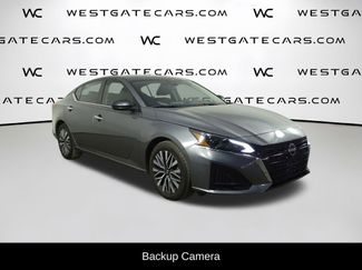 Used 2024 Nissan Altima 2.5 SV video 2