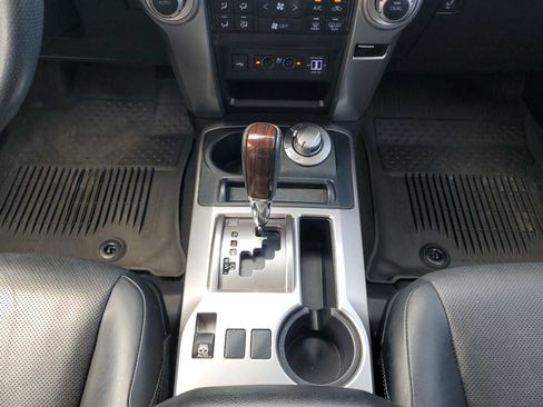 Used 2022 Toyota 4Runner Limited AWD/4WD image 19