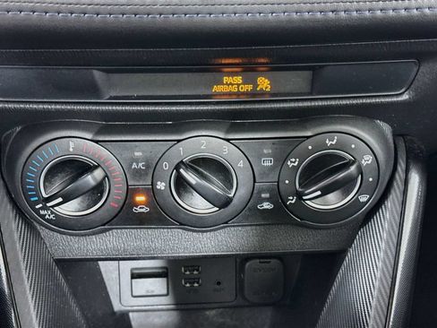Used 2017 Toyota Yaris iA FWD image 17