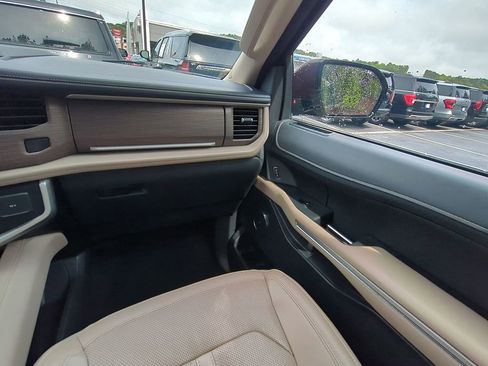 Certified 2024 Ford Expedition Max Limited RWD image 22