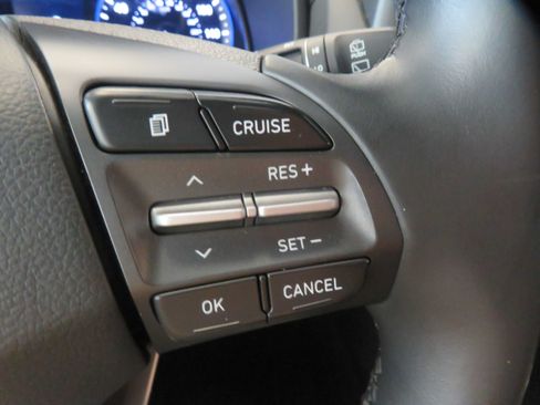 Used 2019 Hyundai Kona SEL FWD image 32