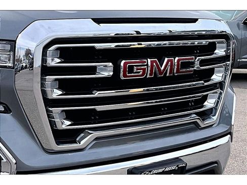 Used 2020 GMC Sierra 1500 SLT w/ X31 Off-Road Package image 32