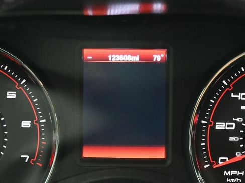 Used 2013 Dodge Charger SXT w/ Rallye Appearance Group RWD image 17