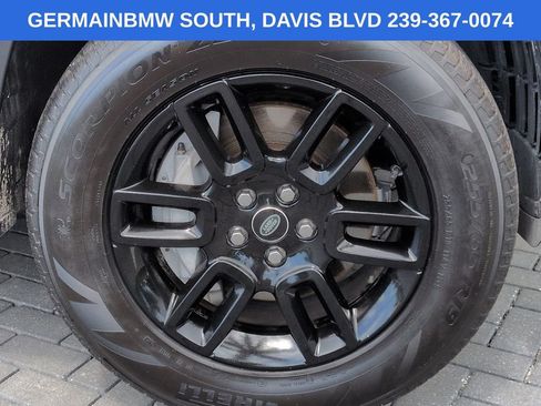 Used 2023 Land Rover Defender 110 SE AWD/4WD image 12