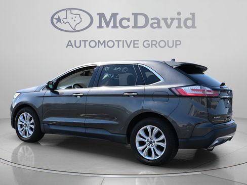Used 2020 Ford Edge Titanium w/ Equipment Group 301A FWD image 4