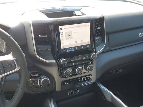 New 2026 RAM 1500 Big Horn AWD/4WD image 16