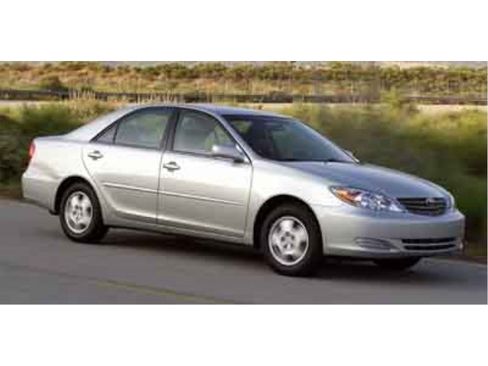 Used 2004 Toyota Camry LE FWD image 1