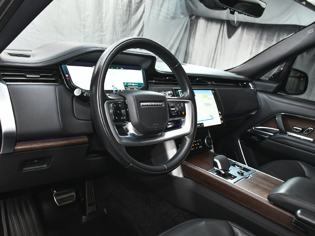Used 2023 Land Rover Range Rover Autobiography AWD/4WD image 24