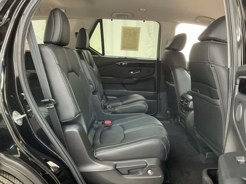 Used 2024 Honda Pilot EX-L image 26