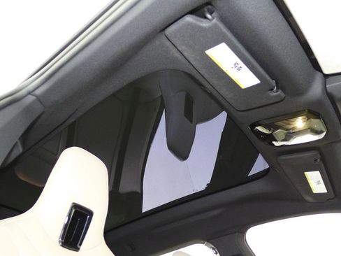 Used 2023 BMW iX xDrive50 w/ Sport Package image 17