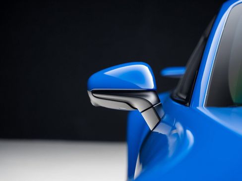 Used 2025 Porsche 911 Carrera image 13