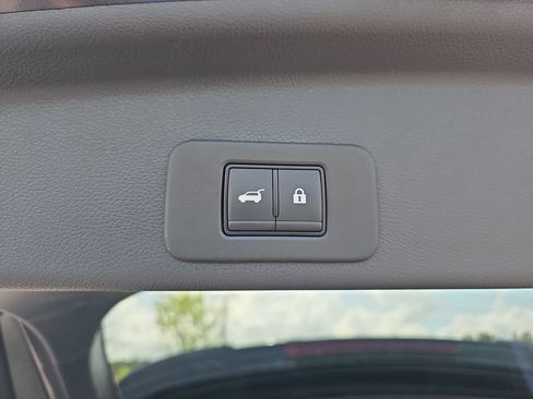 Used 2025 Nissan Murano SL AWD/4WD image 18
