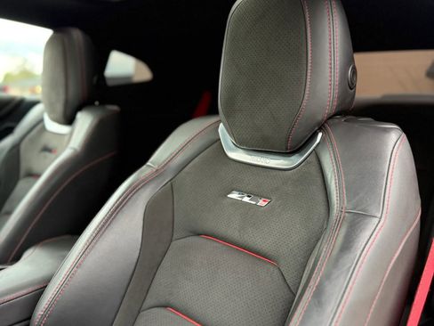 Used 2020 Chevrolet Camaro ZL1 RWD image 3