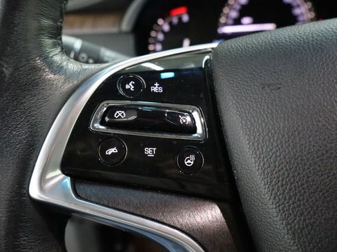 Used 2018 Cadillac XTS Luxury image 15