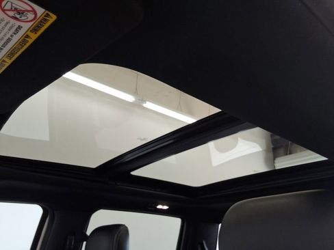 Used 2020 Ford F250 Platinum w/ FX4 Off-Road Package image 32