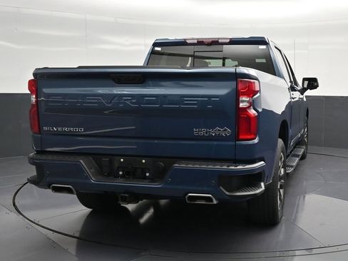 Used 2024 Chevrolet Silverado 1500 High Country w/ Technology Package RWD image 2