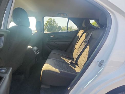 Used 2022 Chevrolet Equinox LT FWD image 10