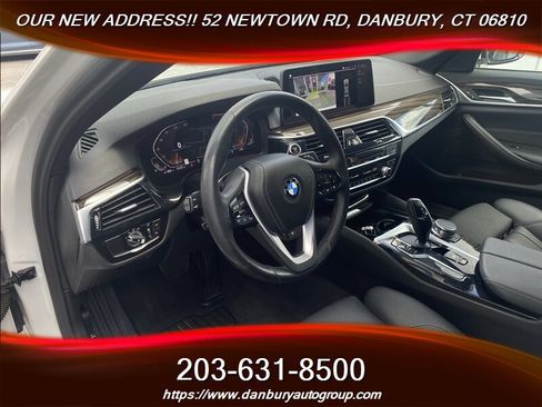 Used 2023 BMW 530i xDrive w/ Convenience Package AWD/4WD image 11