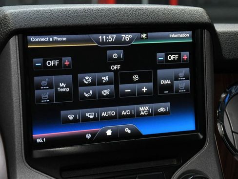 Used 2014 Ford F350 Lariat w/ Lariat Interior Package AWD/4WD image 45