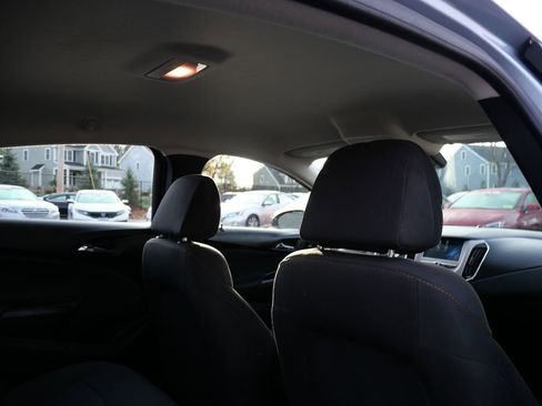 Used 2017 Chevrolet Cruze LS image 25