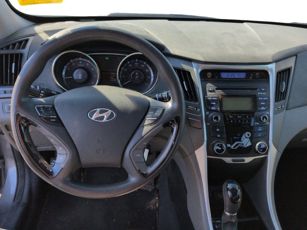 Used 2012 Hyundai Sonata GLS FWD image 14